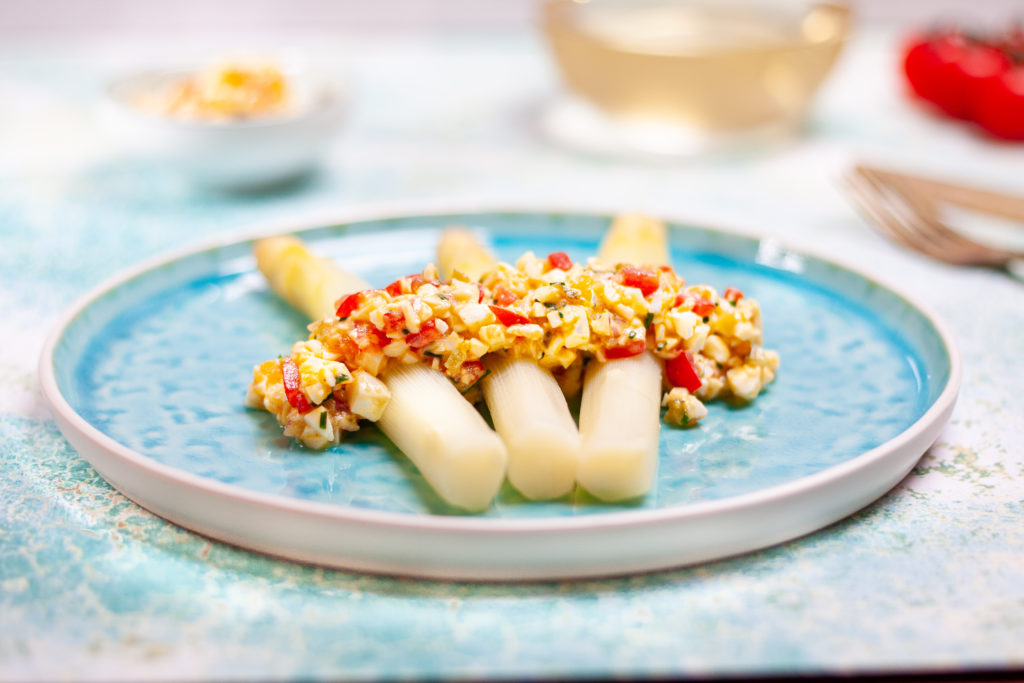 Spargel mit Eiervinaigrette